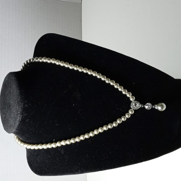CHARTER CLUB CUBIC ZIRCONIA FAUX GREY PEARL LARIAT NECKLACE - Picture 1 of 1